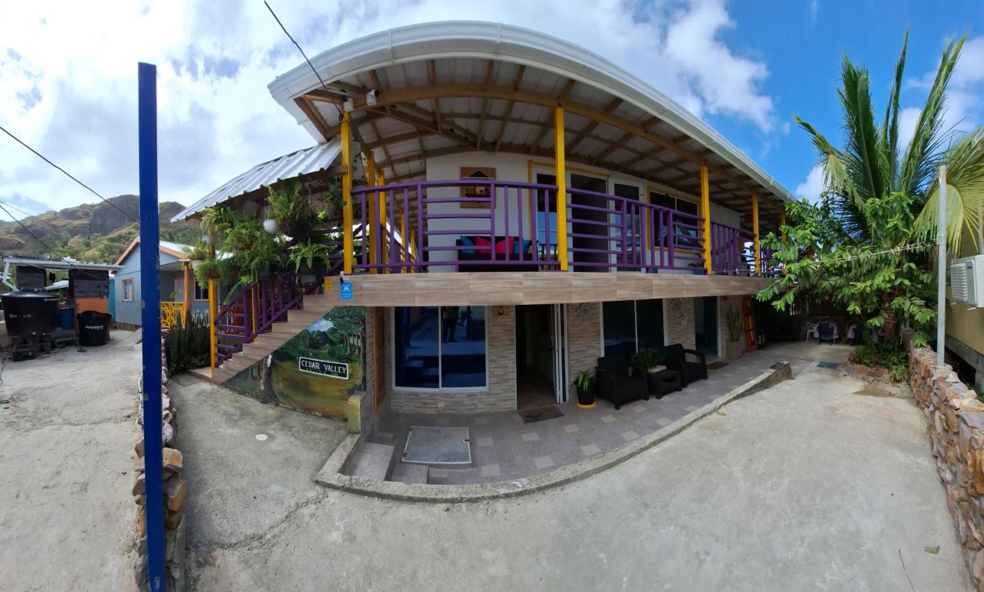 Posada Cedar Valley Franshua Ngoại thất bức ảnh